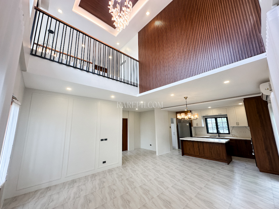 chateaux de paris house for sale living room