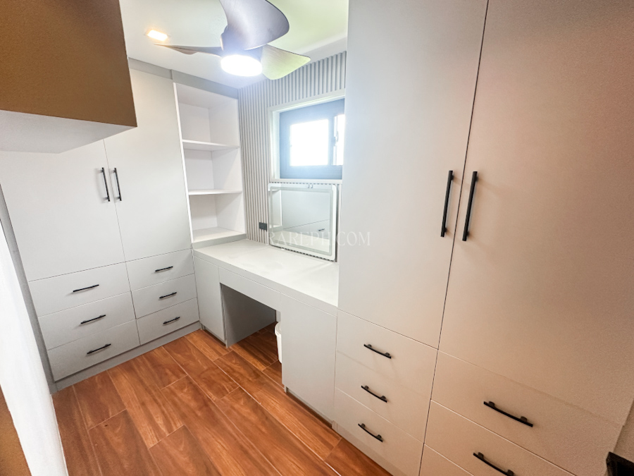 chateaux de paris house for sale master bedroom walk in closet