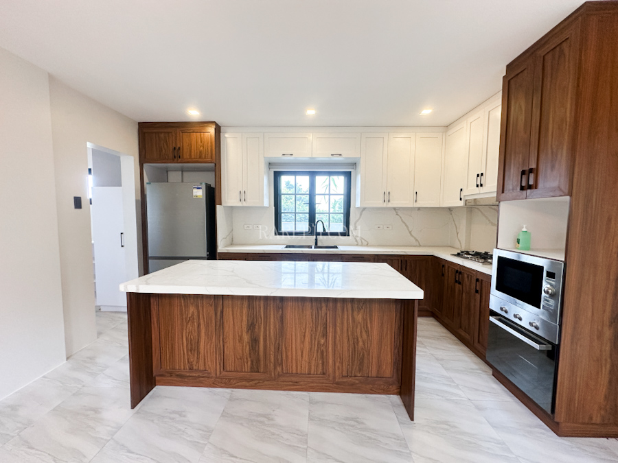 chateaux de paris house for sale open kitchen