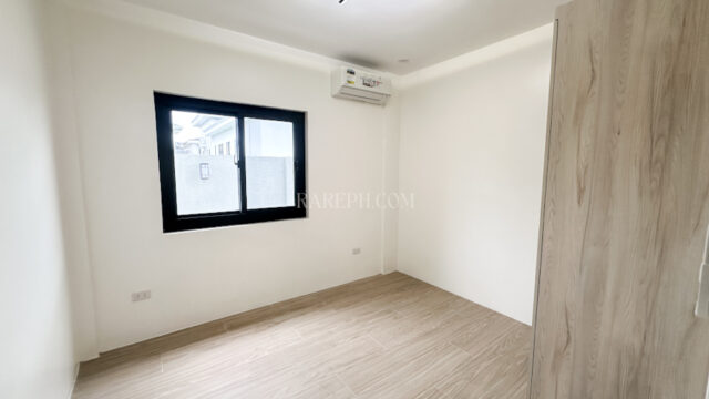 Single Location chateaux de paris house for sale bedroom 2