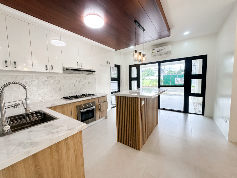 chateaux de paris house for sale kitchen island