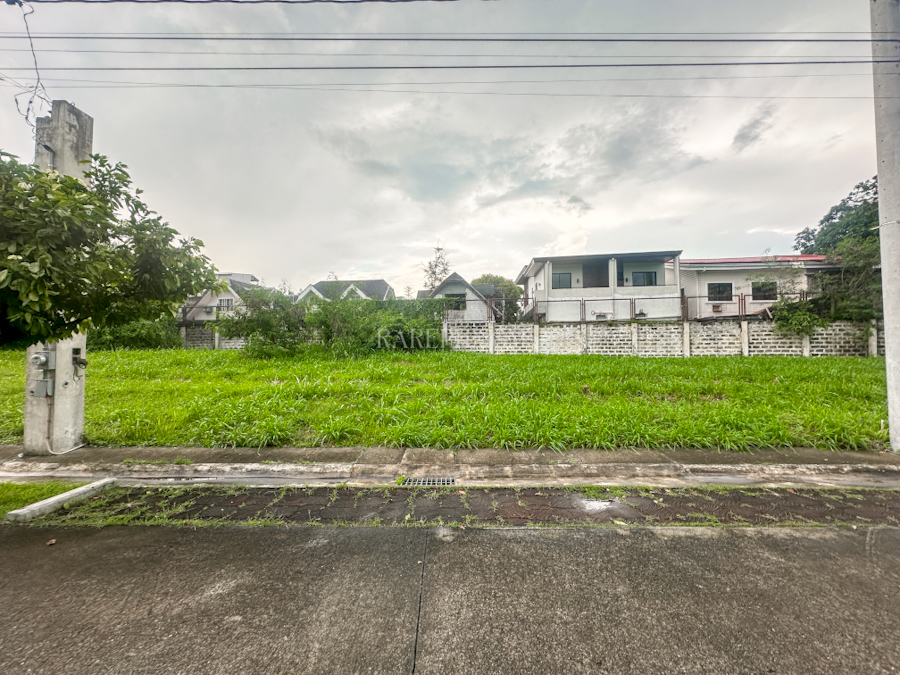 solen residences lot for sale 240sqm front