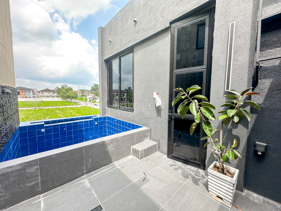 the sonoma house 3 bedroom for sale dipping pool area