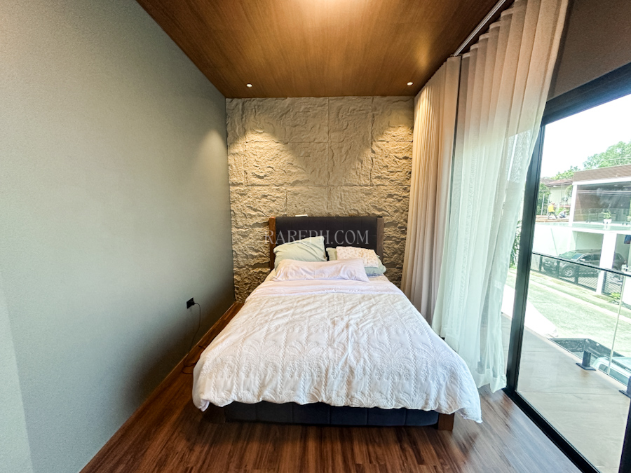 the sonoma house 3 bedroom for sale master bedroom