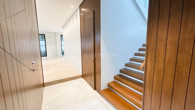 treveia nuvali house for sale foyer