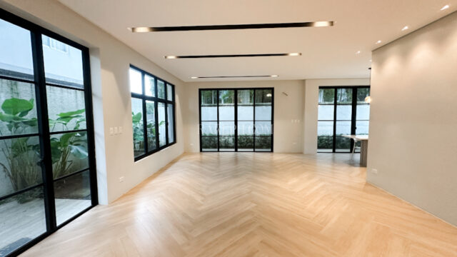treveia nuvali house for sale living area side door