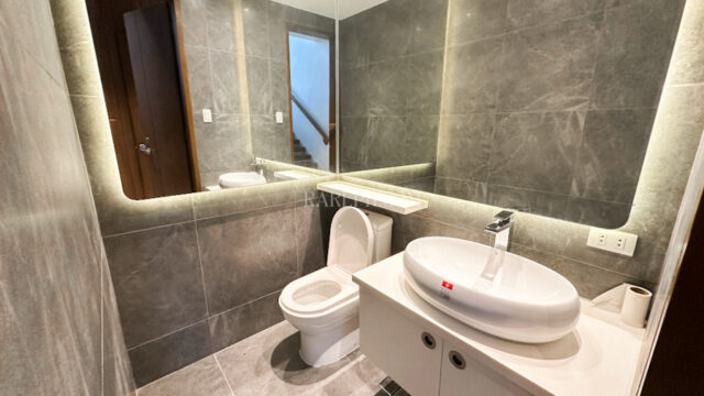 treveia nuvali house for sale powder room