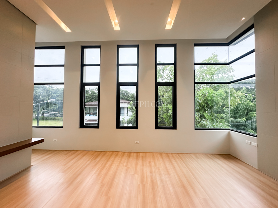 treveia nuvali house for sale primary suite