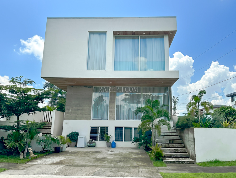 venare nuvali laguna corner house for sale facade garage stairs