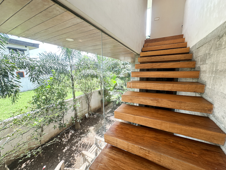venare nuvali laguna corner house for sale stairs overlooking garden