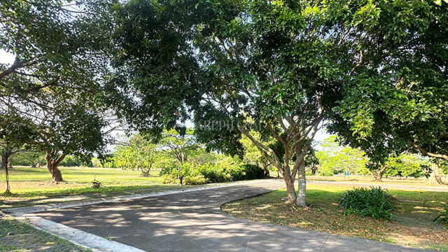 luscara nuvali lot for sale beside park lot courtyard 3