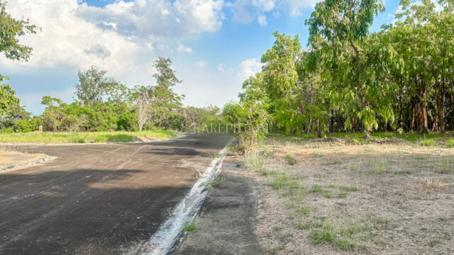 promenade sta. rosa lot 788sqm side