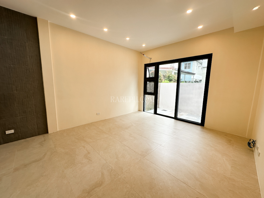 ridgeview estates 25m living room bare 2