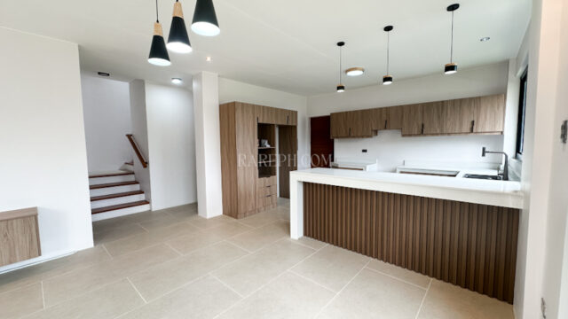 the sonoma sta. rosa laguna 4 bedroom kitchen