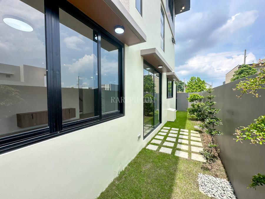 the sonoma sta. rosa laguna 4 bedroom lanai